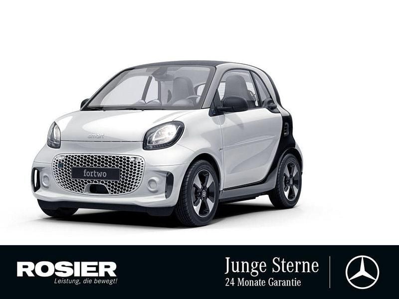Weiß Gebraucht 2022 Smart ForTwo Electric Drive Passion Coupé | 9.990 € (Guter Preis) - Bild 1/4