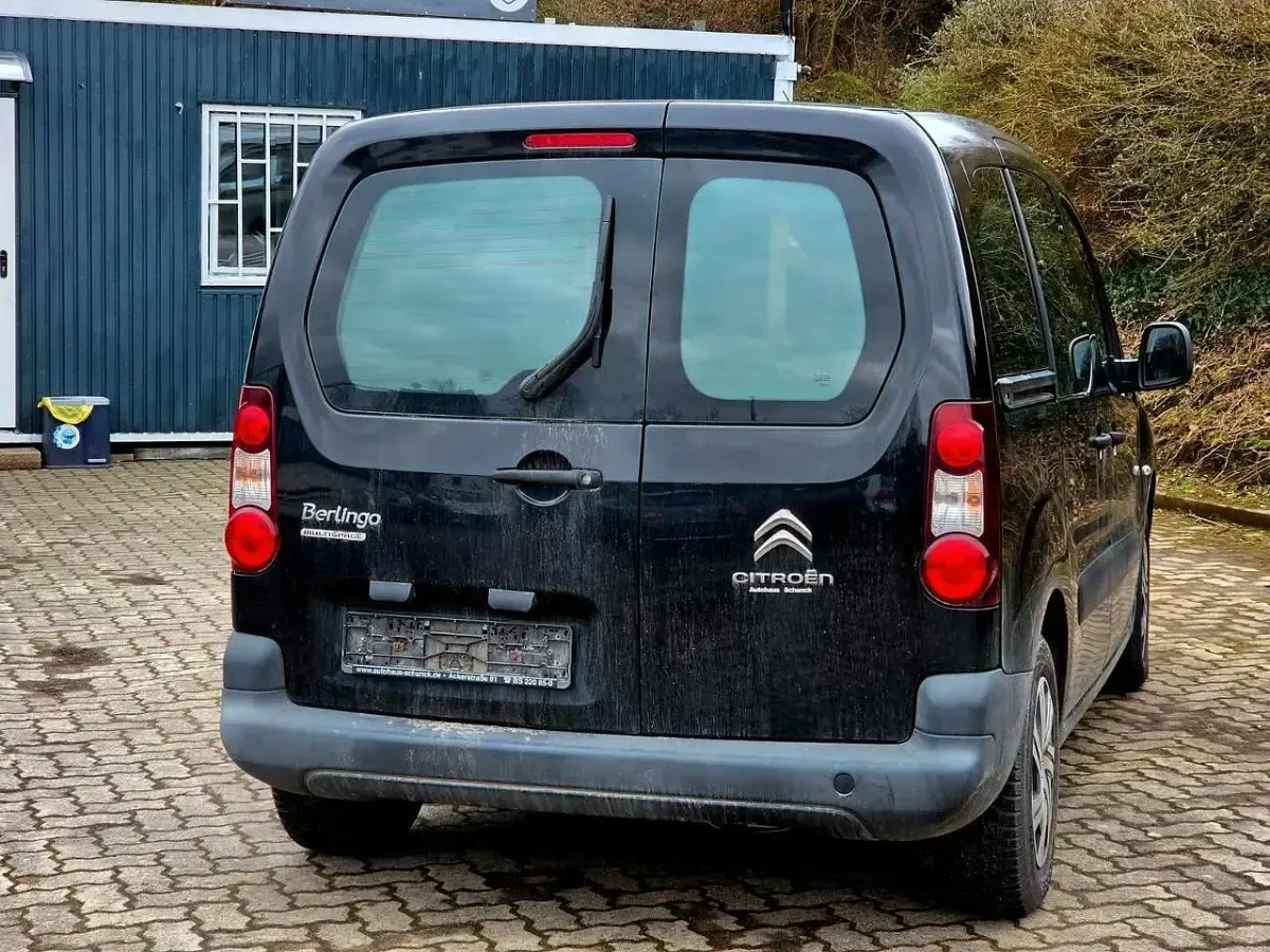 Gebraucht Citroën Berlingo Attraction 98 PS (72 kW) 2013 Schwarz Van / Kleinbus