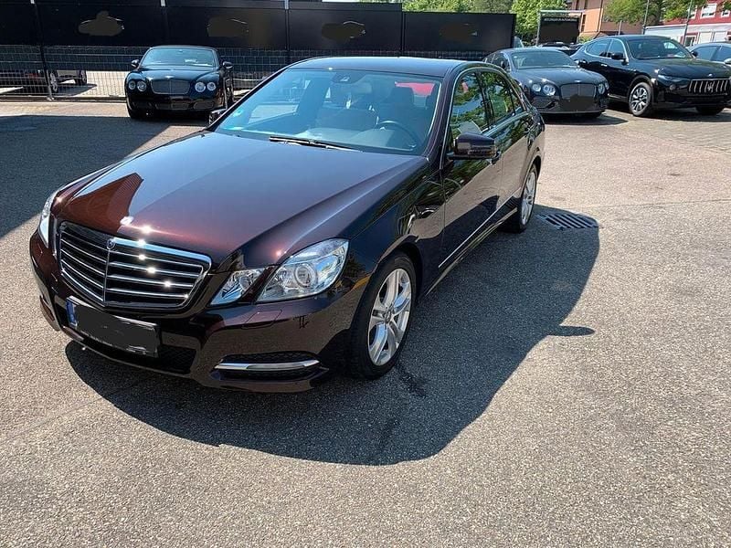 Gebraucht Mercedes E350 272 PS (200 kW) 2010 Braun Limousine