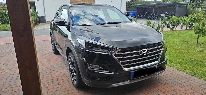 Schwarz Gebraucht 2020 Hyundai Tucson Trend SUV | 18.200 € (Guter Preis) - Bild 1/4