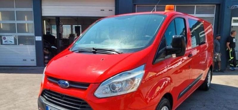 Gebraucht Ford Transit Custom 125 PS (91 kW) 2016 Rot Limousine