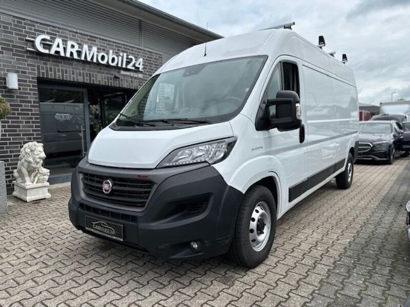 Weiss (metallic) Gebraucht 2020 Fiat Ducato Van | 24.699 € (Teuer) - Bild 1/4