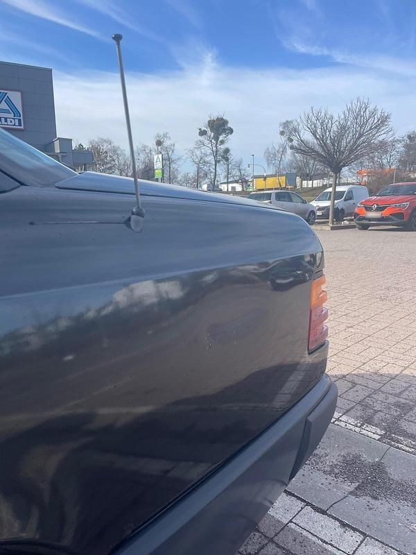 Gebraucht Mercedes E200 1987 Grau Limousine