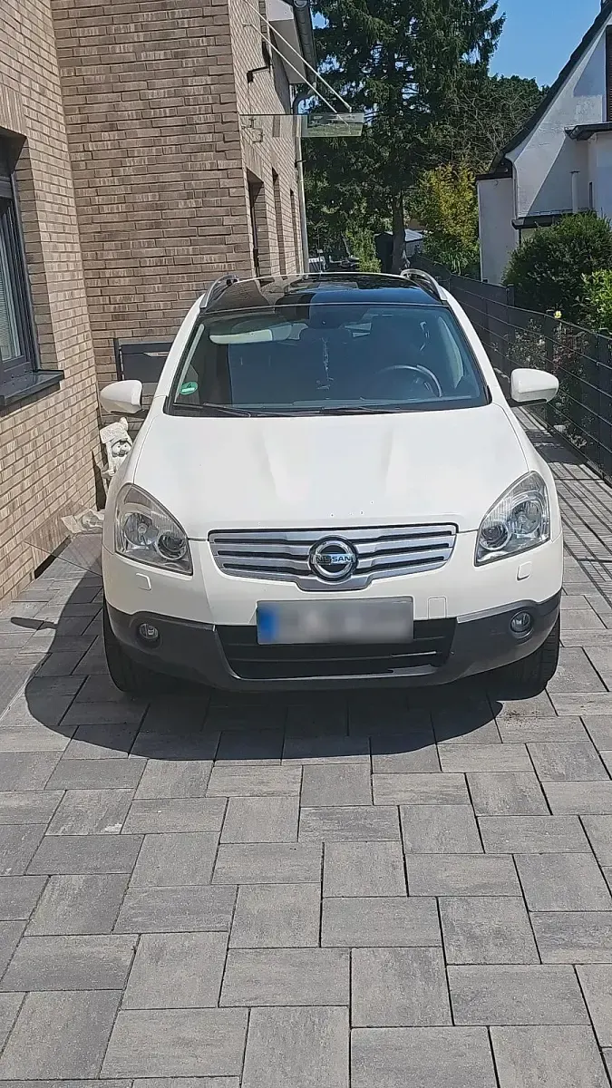 Gebraucht Nissan Qashqai +2 Tekna 141 PS (103 kW) 2008 Weiß SUV