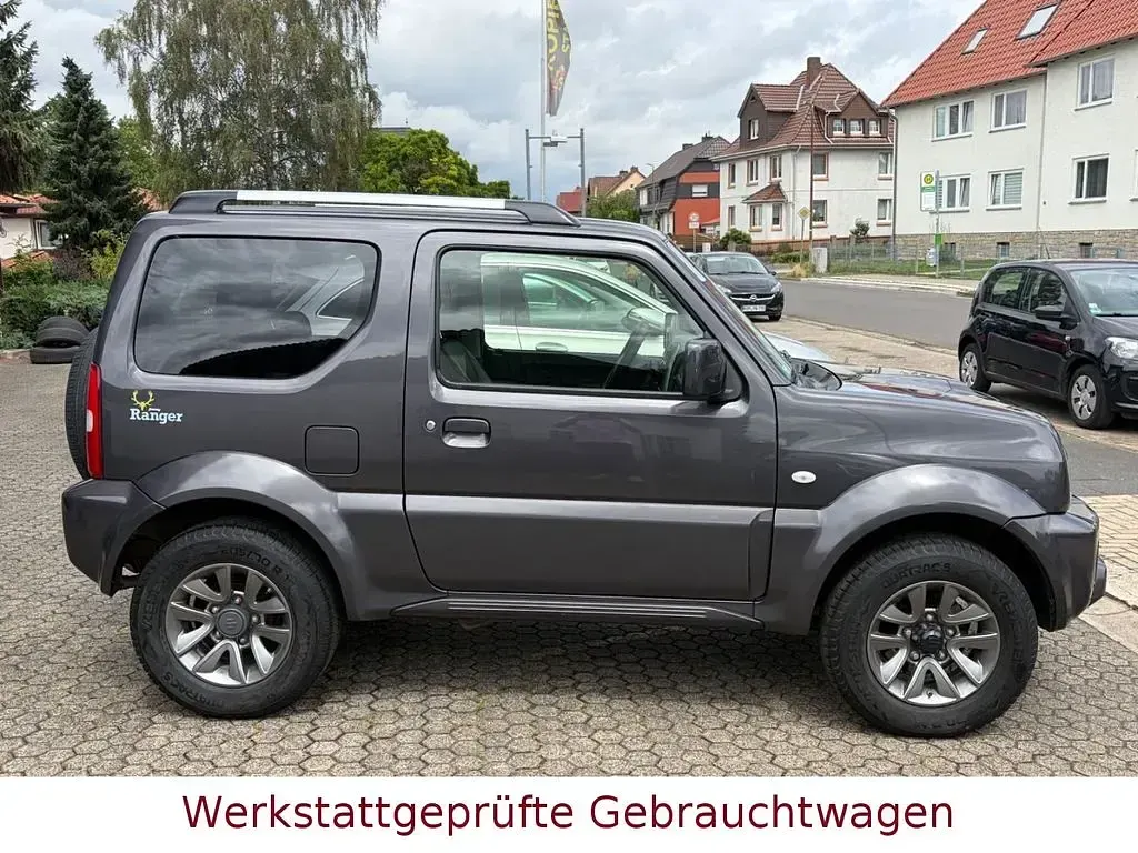 Gebraucht Suzuki Jimny Ranger Style 84 PS (61 kW) 2017 Grau SUV