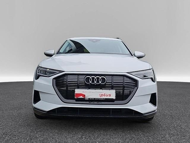 Gebraucht Audi e-tron Advanced 300 kW (408 PS) 2022 Weiß SUV
