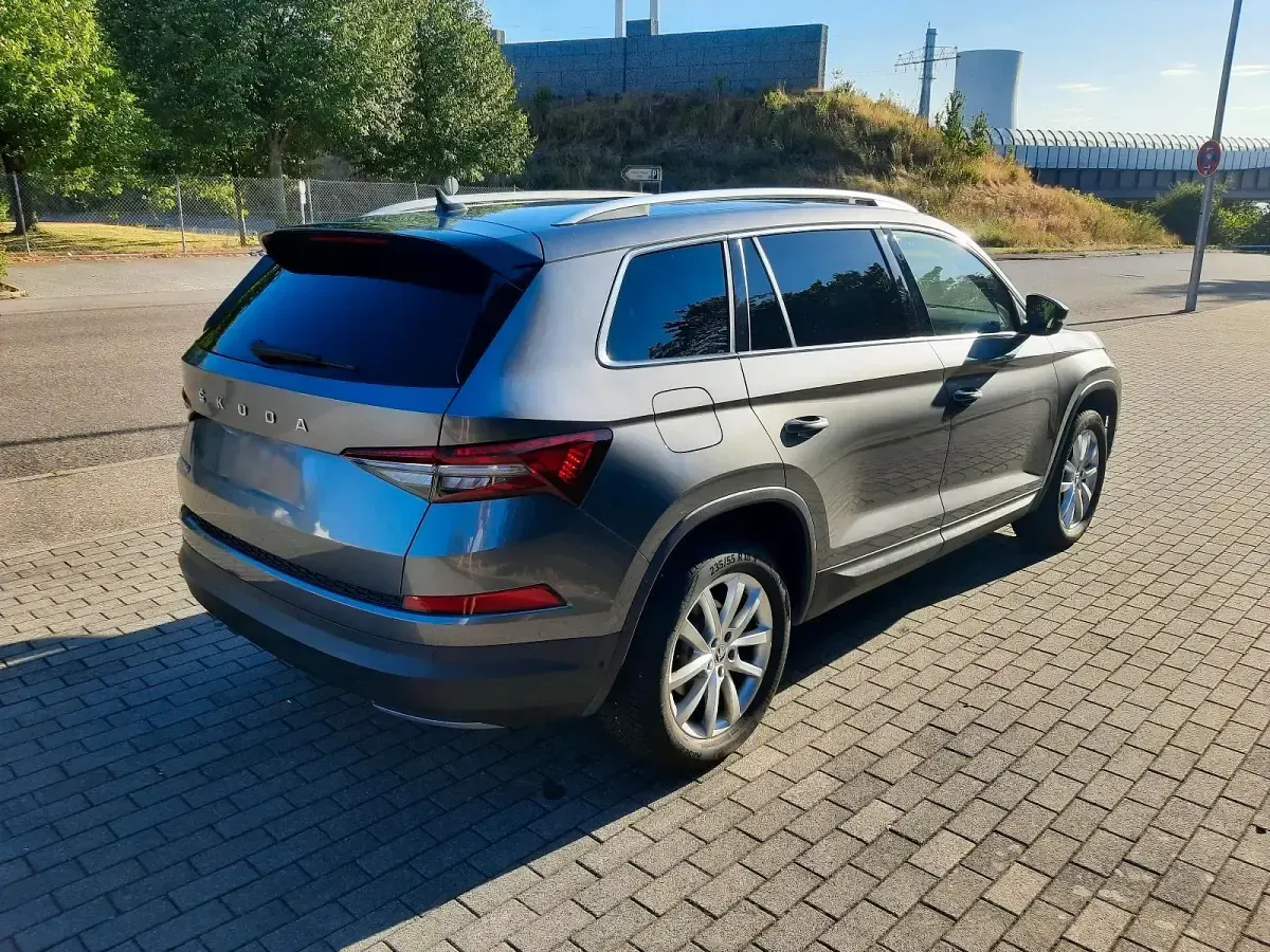 Gebraucht Skoda Kodiaq Style 150 PS (110 kW) 2023 Grau SUV
