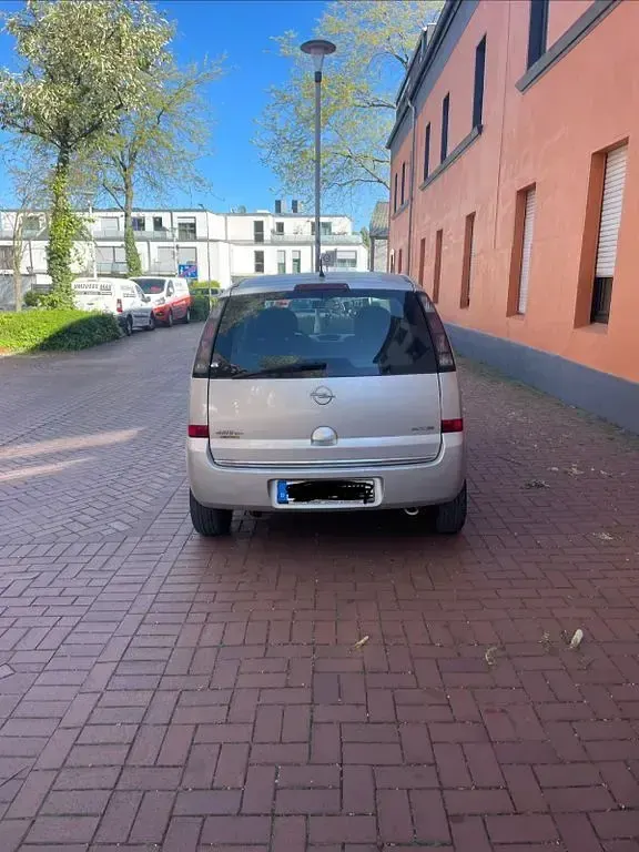 Usata Opel Meriva Edition 90 CV (66 kW) 2009 Grigio Monovolume