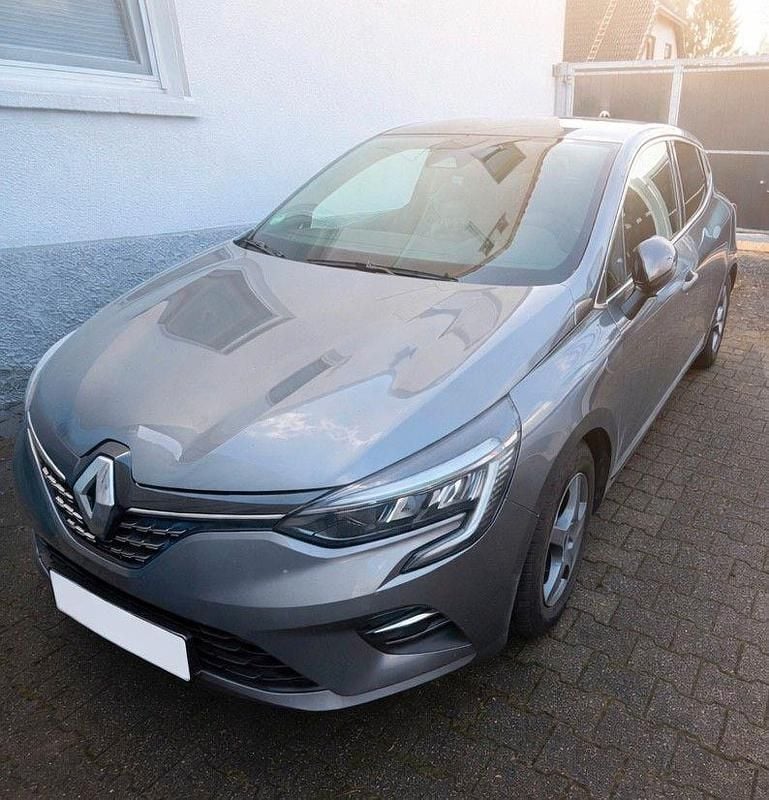 Gebraucht Renault Clio V Techno 143 PS (105 kW) 2023 Grau Kleinwagen