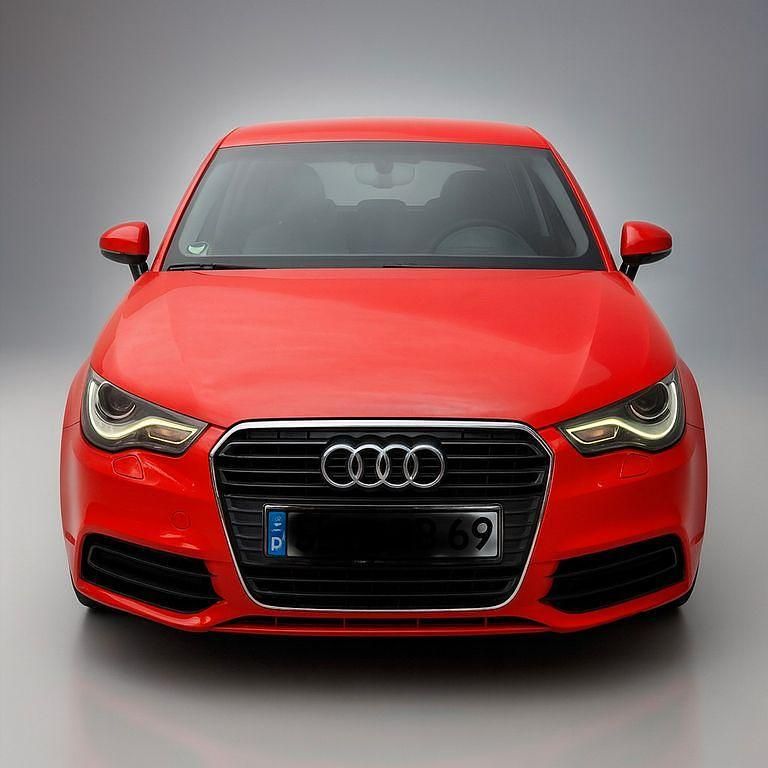 Gebraucht Audi A1 Attraction 86 PS (63 kW) 2011 Rot Kleinwagen