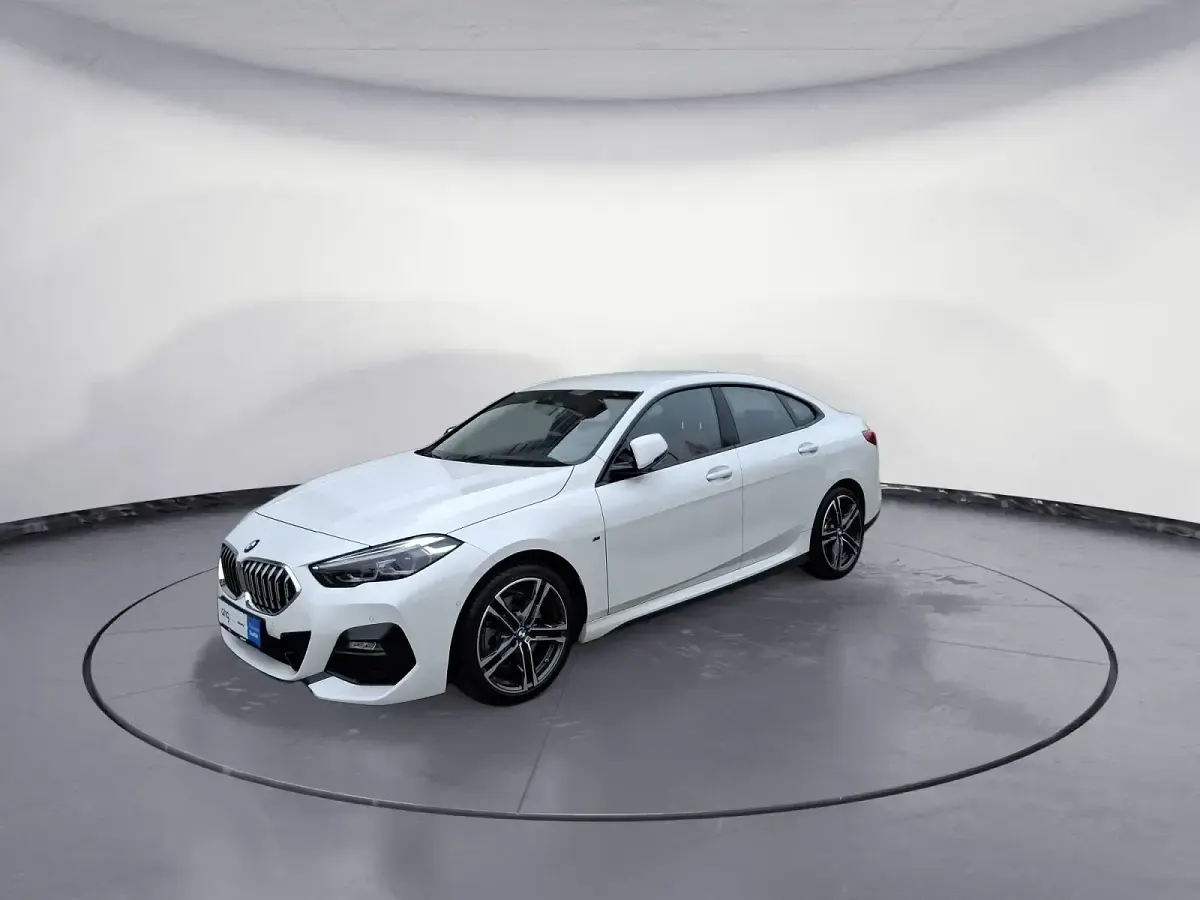 Gebraucht BMW 220 M Sport 190 PS (139 kW) 2021 Weiß Coupé