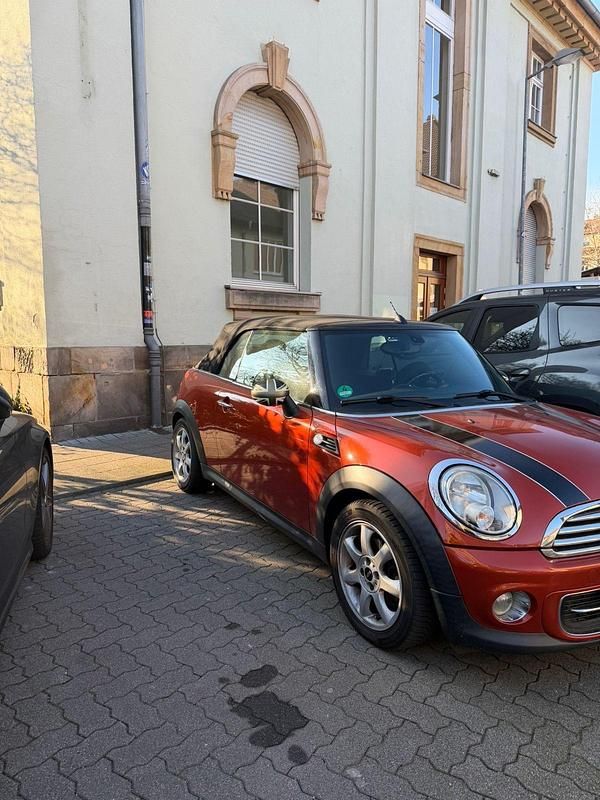 Gebraucht Mini Cooper Cabriolet 122 PS (89 kW) 2010 Orange Cabrio