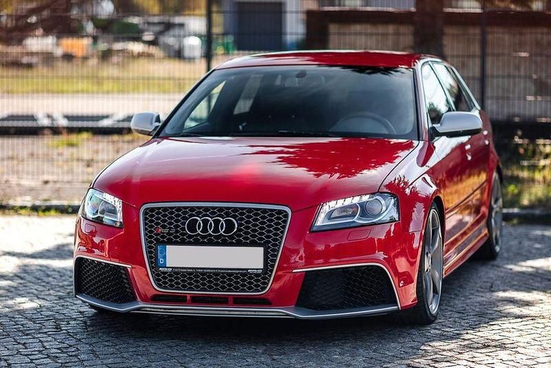 Gebraucht Audi RS3 Sport 340 PS (250 kW) 2012 Rot Limousine