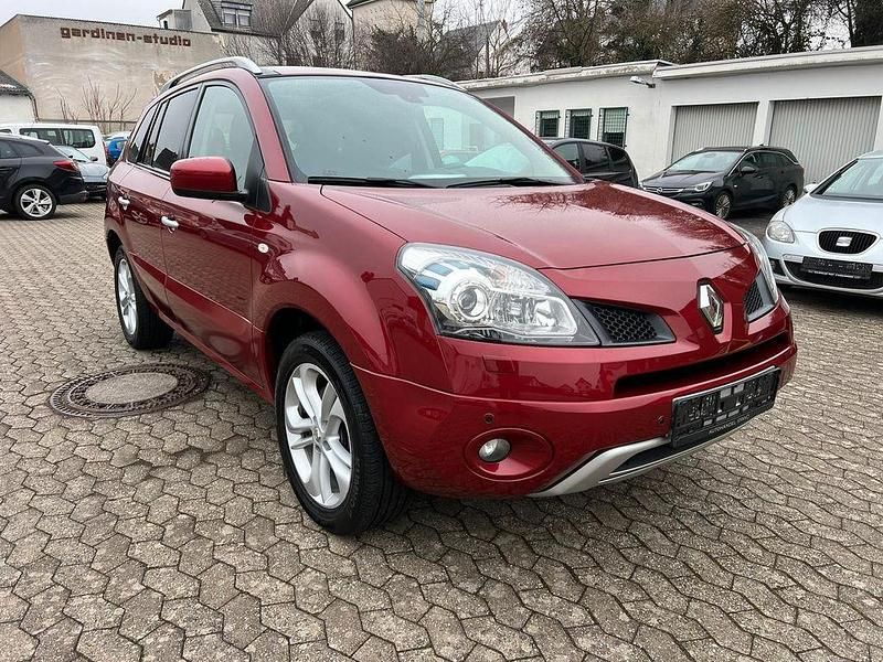 Gebraucht Renault Koleos Night&Day 173 PS (127 kW) 2011 Rot SUV