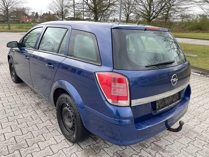 Gebraucht Opel Astra Edition 110 PS (80 kW) 2009 Blau Kombi