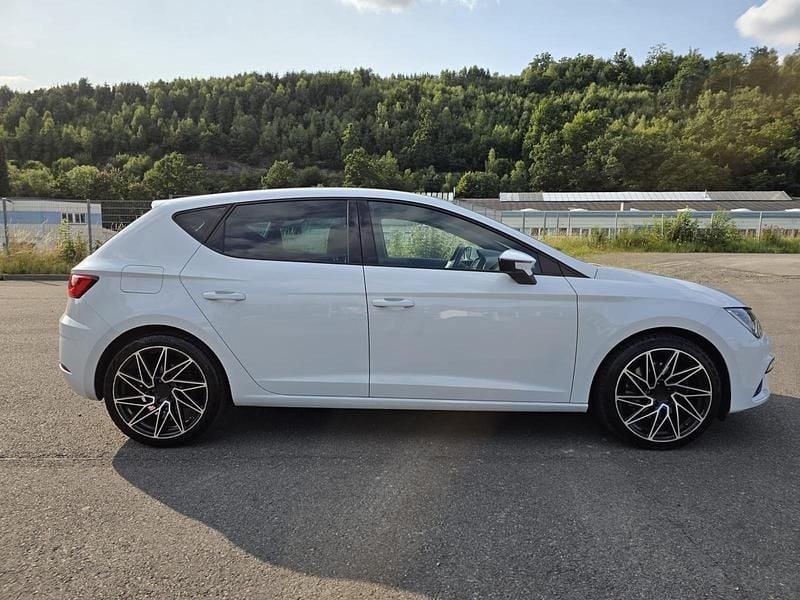 Gebraucht Seat Leon FR 190 PS (139 kW) 2019 Weiß Limousine
