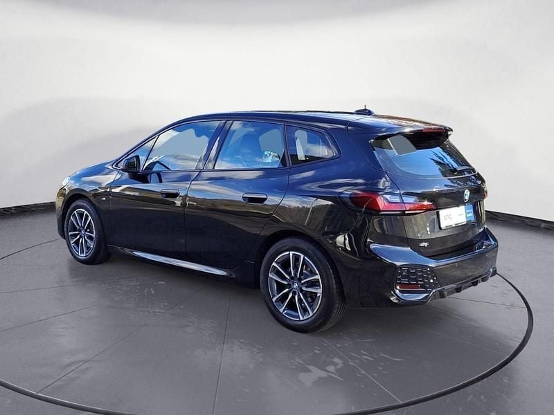 Gebraucht BMW 218 Active Tourer Performance 136 PS (100 kW) 2024 Schwarz Van / Kleinbus