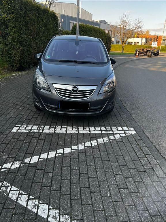 Gebraucht Opel Meriva Innovation 101 PS (74 kW) 2010 Grau Van / Kleinbus