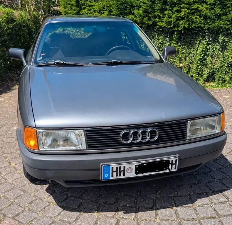 Gebraucht Audi 80 69 PS (50 kW) 1991 Grau Limousine