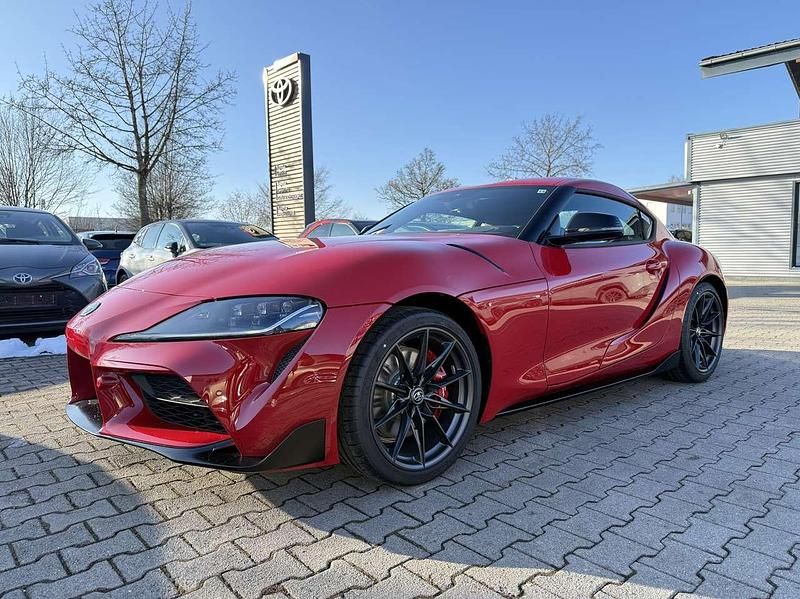 Neu Toyota Supra 340 PS (250 kW) 2026 A61 crimson red Coupé