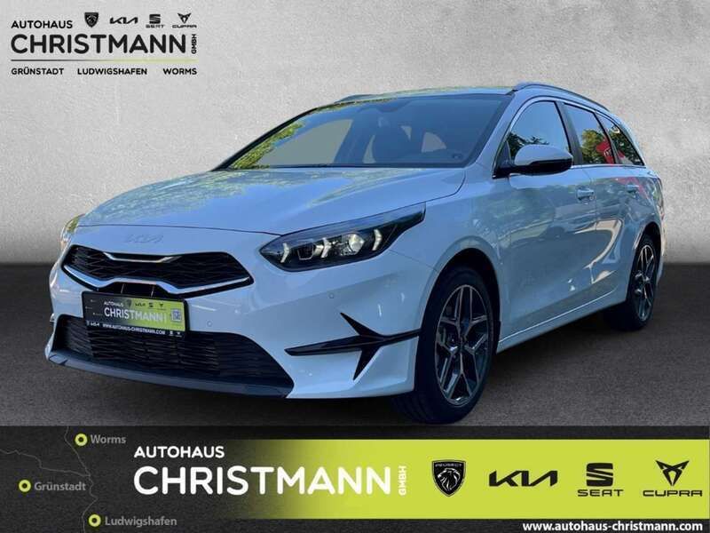 Casa white Neu 2025 Kia Ceed Sportswagon Style Kombi | 25.590 € (Etwas zu teuer) - Bild 1/4