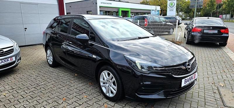 Gebraucht Opel Astra Edition 131 PS (96 kW) 2022 Schwarz Kleinwagen