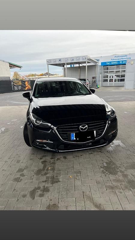 Schwarz Gebraucht 2019 Mazda 3 Active Limousine | 16.000 € (Fairer Preis) - Bild 1/4