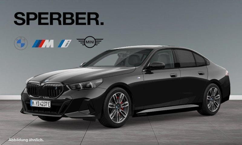 Schwarz Gebraucht 2024 BMW i5 M Sport Limousine | 55.731 € (Guter Preis) - Bild 1/4