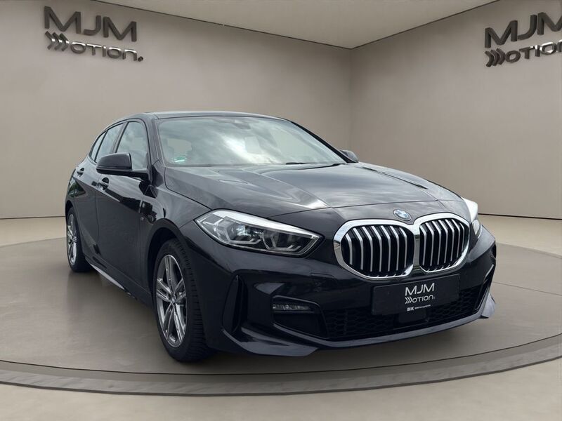 Schwarz Gebraucht 2020 BMW 118 M Sport Kleinwagen | 21.900 € (Fairer Preis) - Bild 1/4