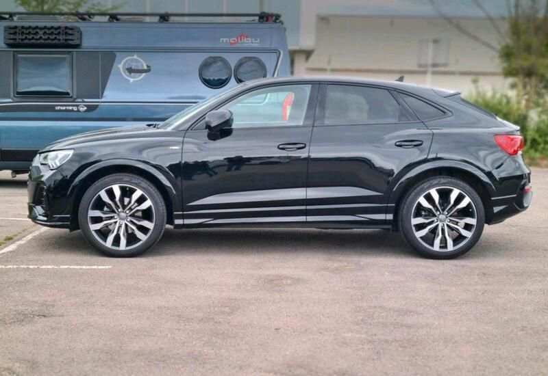 Schwarz Gebraucht 2020 Audi Q3 Sportback S-Line SUV | 32.400 € (Etwas zu teuer) - Bild 1/4