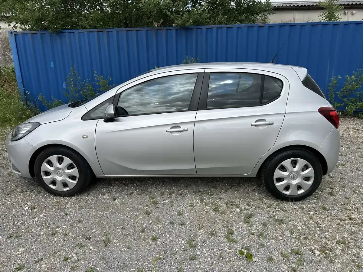 Gebraucht Opel Corsa Edition 69 PS (50 kW) 2015 Argon silber Kleinwagen