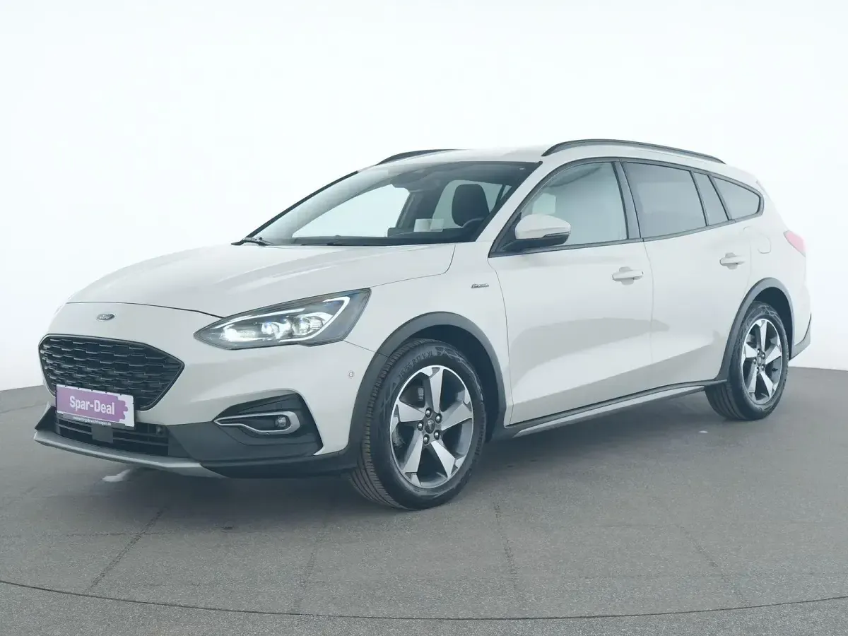 Gebraucht Ford Focus Active X 120 PS (88 kW) 2021 Metropolis weiss Kombi