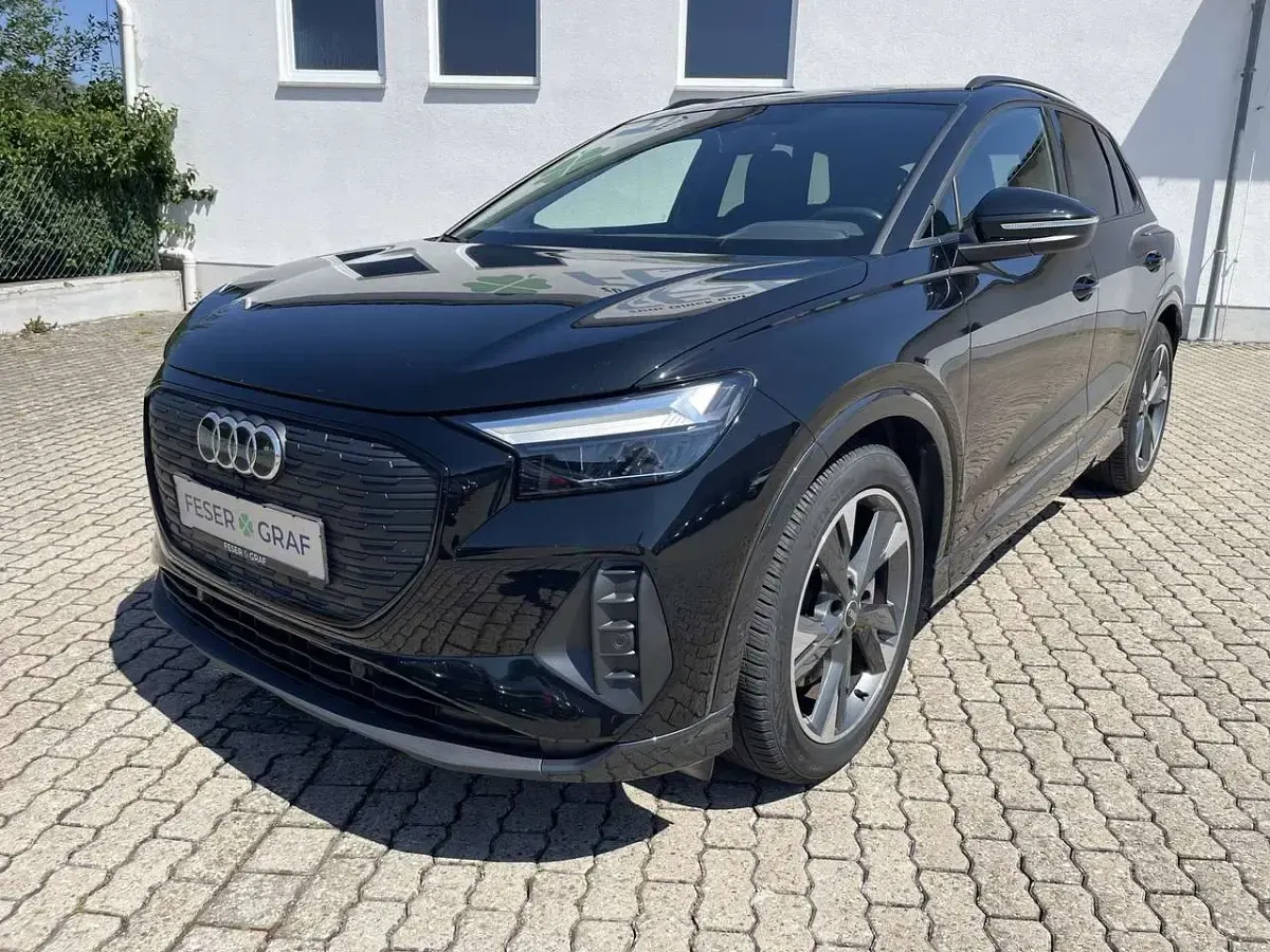 Gebraucht Audi Q4 e-tron Advanced 150 kW (204 PS) 2023 Schwarz SUV