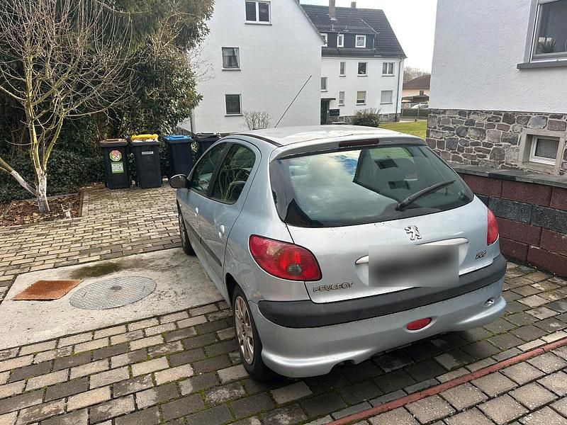 Gebraucht Peugeot 206 75 PS (55 kW) 2005 Limousine