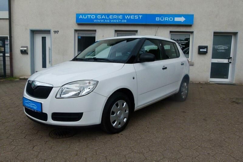 Gebraucht Skoda Fabia Classic 60 PS (44 kW) 2010 Weiß Kleinwagen