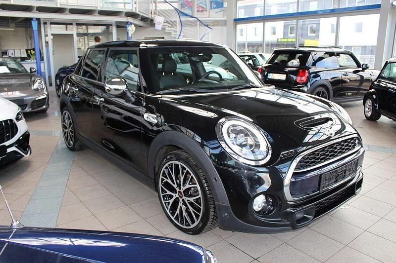 Usado Mini John Cooper Works 192 HP (141 kW) 2015 Preto Citadino