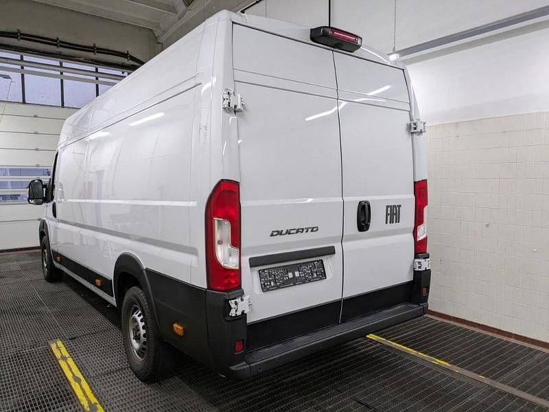 Gebraucht Fiat Ducato 179 PS (131 kW) 2024 Weiß Van