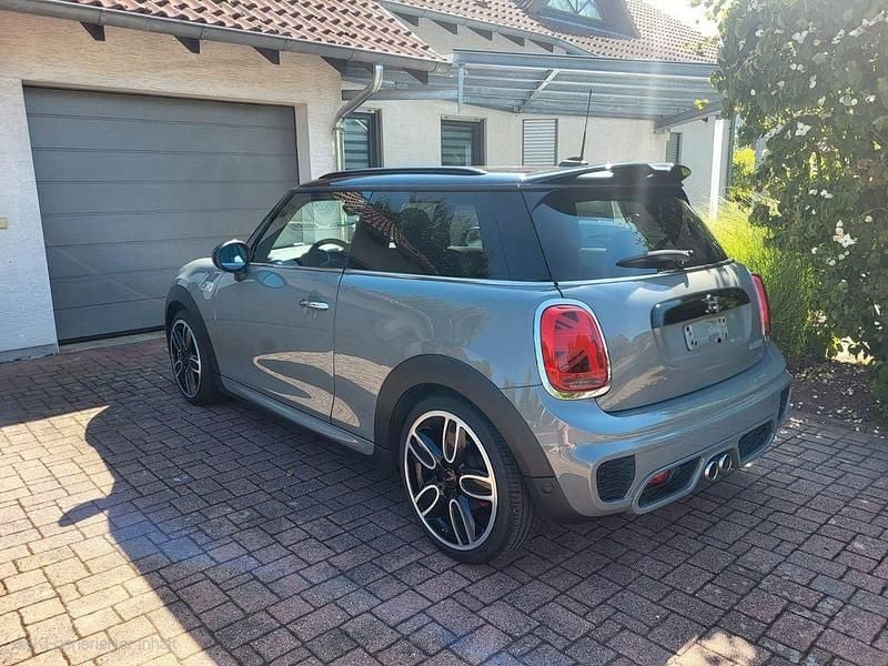 Grau Gebraucht 2018 Mini John Cooper Works Kleinwagen | 19.990 € (Superpreis) - Bild 1/4