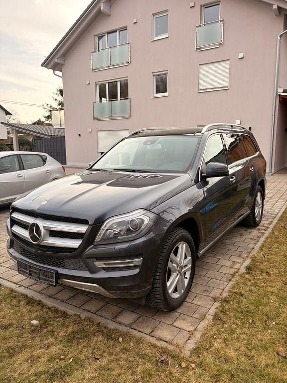 Gebraucht Mercedes GL350 258 PS (189 kW) 2015 Grau SUV