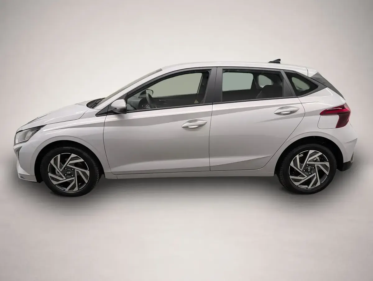 Gebraucht Hyundai i20 Trend 101 PS (74 kW) 2025 Grau Kleinwagen