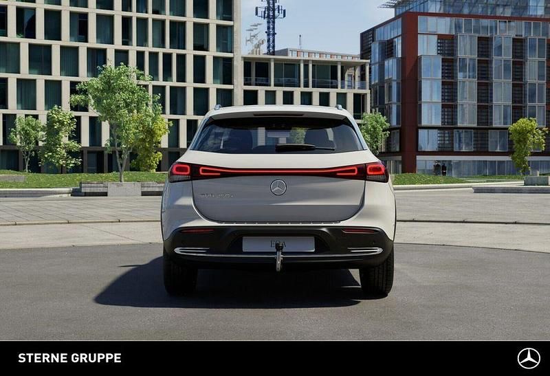 Gebraucht Mercedes EQA250+ Progressive 139 kW (190 PS) 2024 Unilack polarweiß SUV