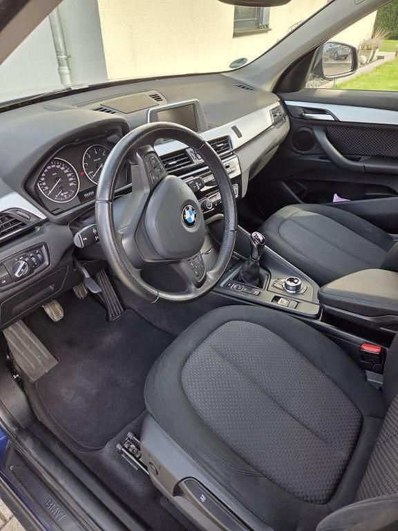 Używany BMW X1 190 KM (139 kW) 2017 Niebieski SUV
