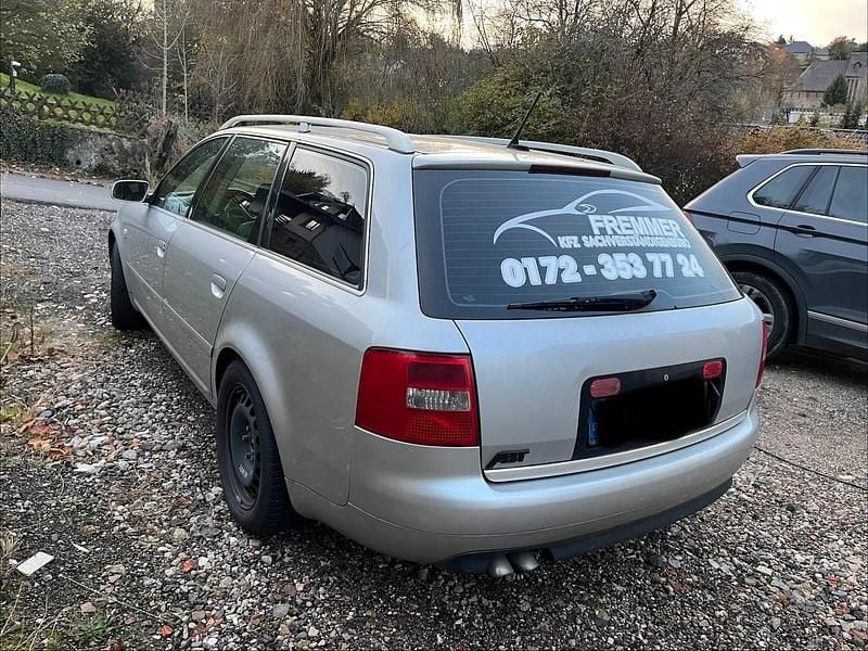 Second-hand Audi A6 180 CP (132 kW) 2004 Argintiu Break