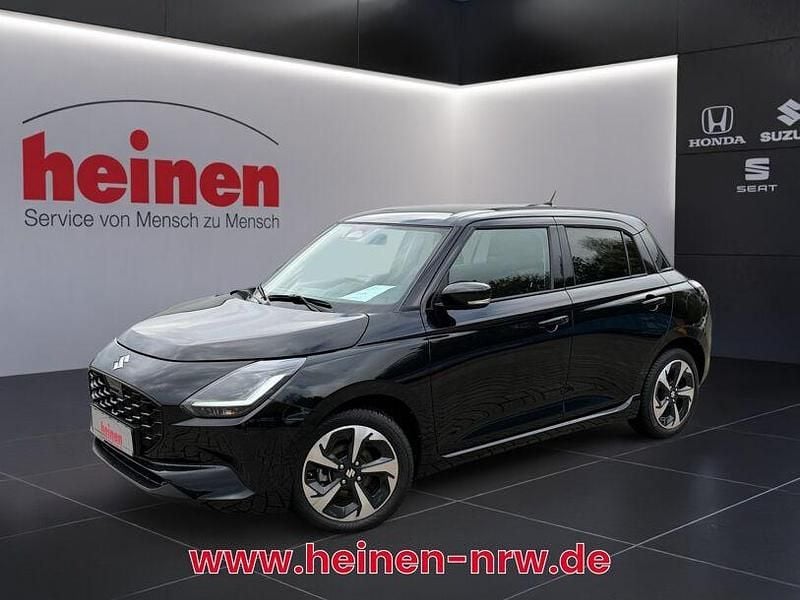 Schwarz Gebraucht 2025 Suzuki Swift Comfort+ Kleinwagen | 16.459 € (Fairer Preis) - Bild 1/4
