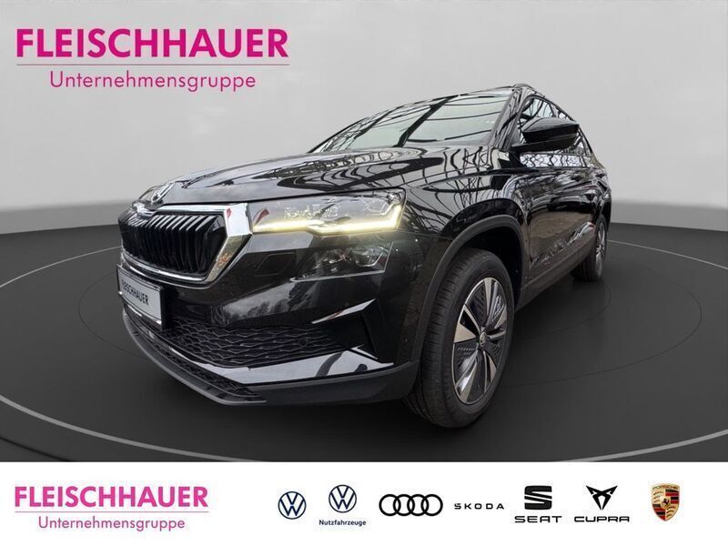 Schwarz Gebraucht 2024 Skoda Karoq Selection SUV | 37.880 € (Teuer) - Bild 1/4