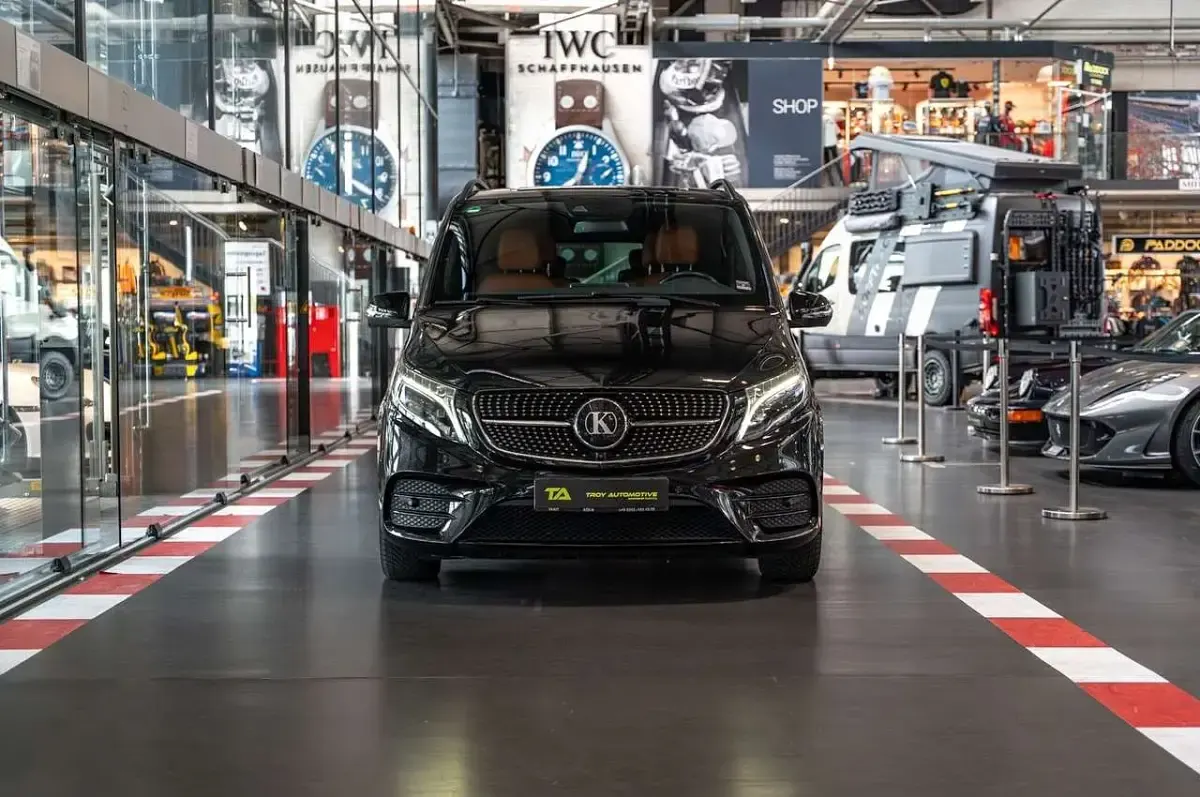 Gebraucht Mercedes 220 Business 239 PS (175 kW) 2021 Schwarz Van / Kleinbus