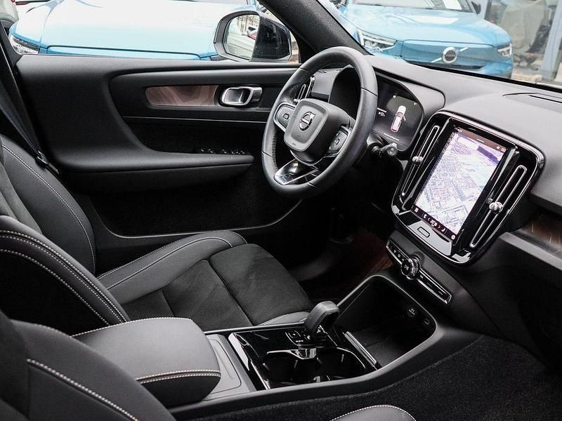 Gebraucht Volvo XC40 Plus 300 kW (408 PS) 2023 Weiss SUV