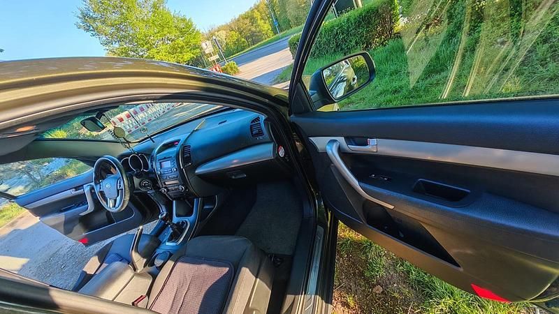 Używany Kia Sorento 190 KM (139 kW) 2010 Szary SUV