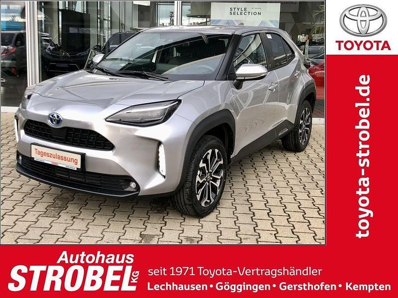 Silber Neu 2025 Toyota Yaris Cross SUV | 27.880 € (Guter Preis) - Bild 1/4