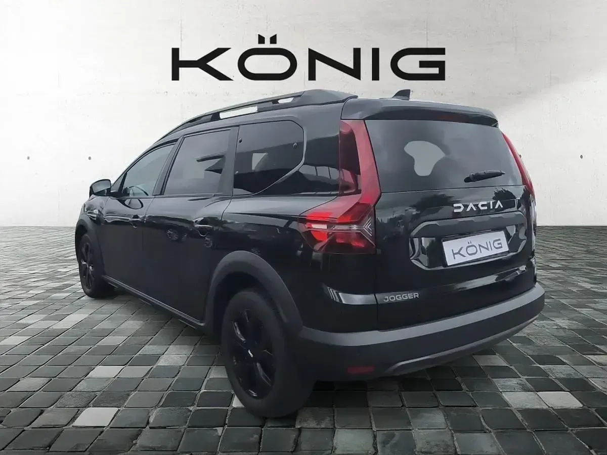 Gebraucht Dacia Jogger Extreme 91 PS (66 kW) 2023 Schwarz Van / Kleinbus